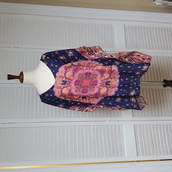 Amazon Weiyan Bohemian Chiffon Floral Top Size XL - Picture 2 of 7